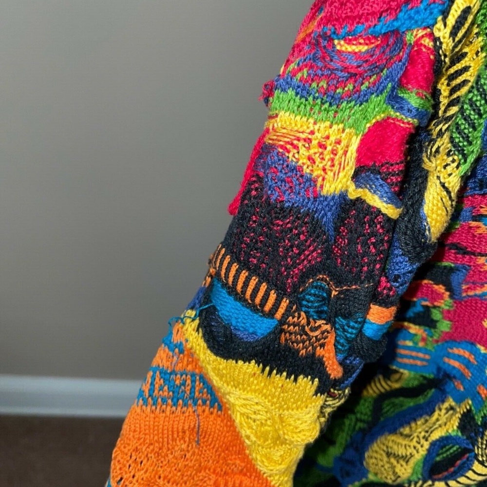 Authentic COOGI Casino V Neck Sweater - Picture 5 of 7